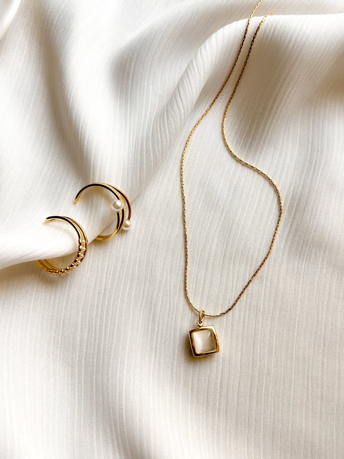 White Square Necklace