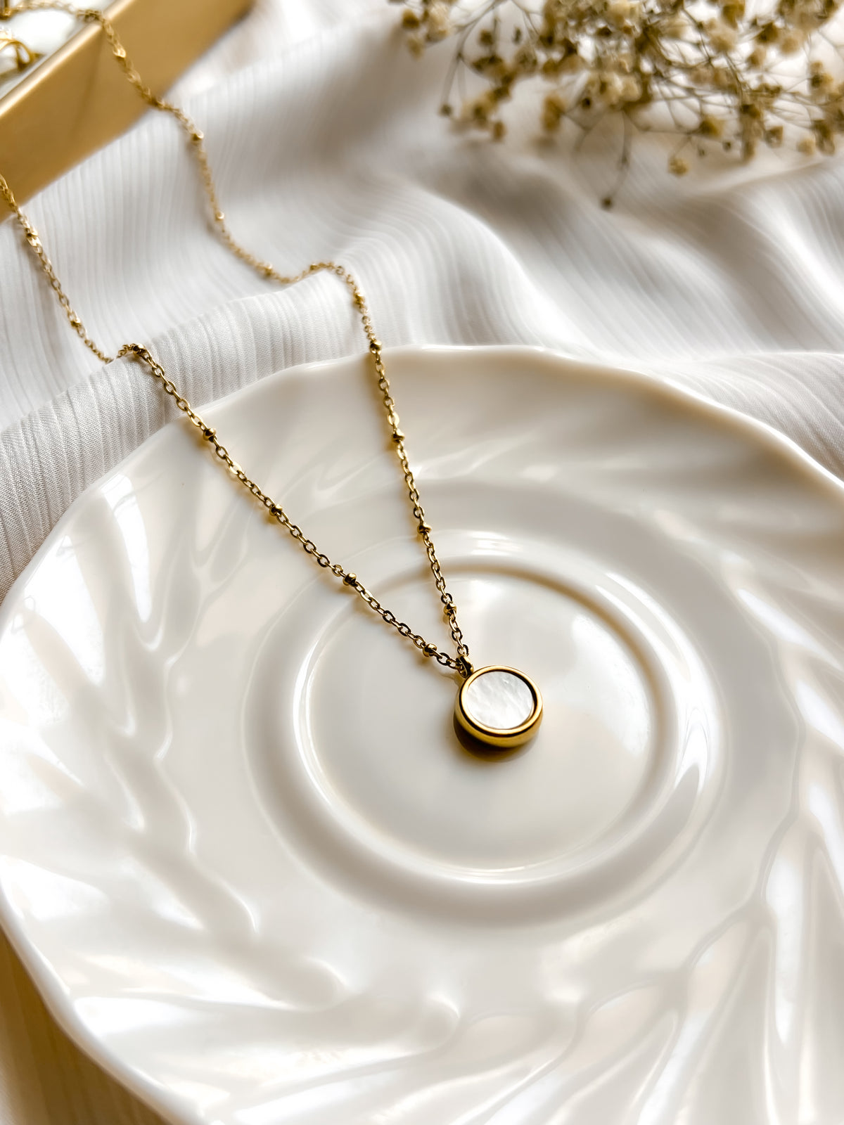 White Pearl Circle Necklace