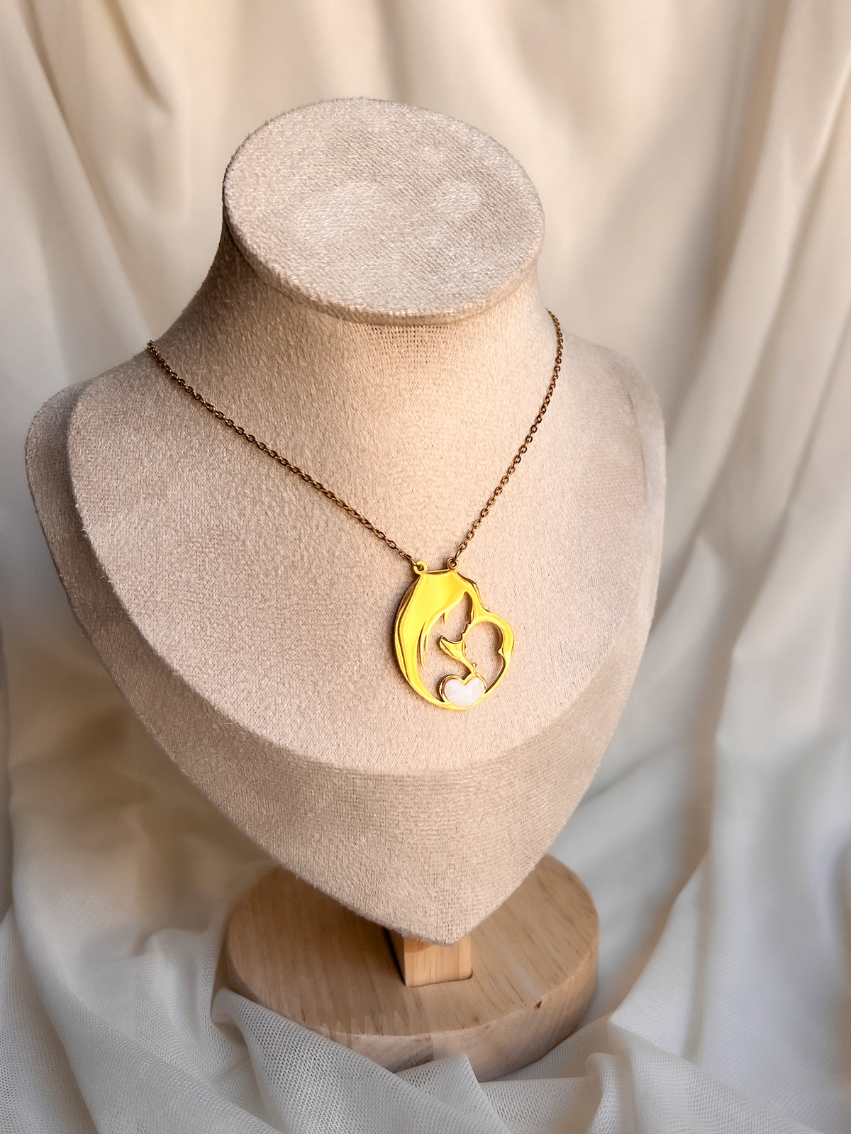 Mom & Baby Pearl Necklace