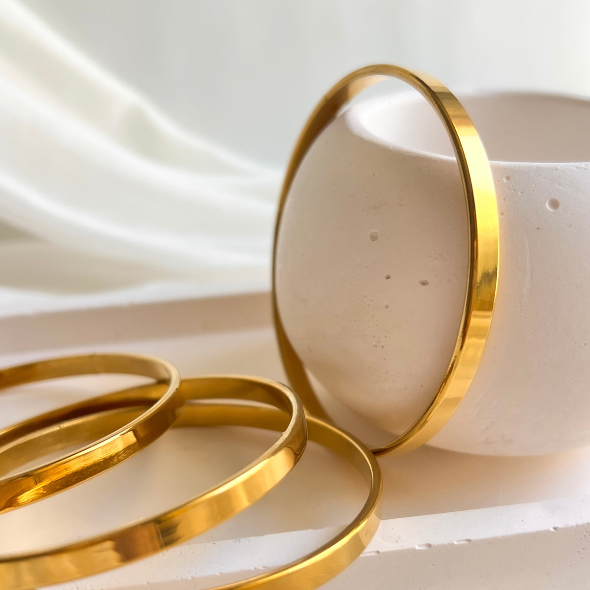 Wide Plain Bangles – Set of 4