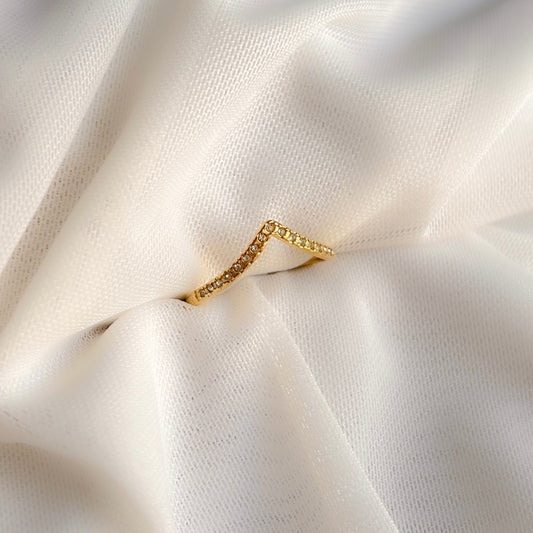 CHEVRON V-Shape Ring